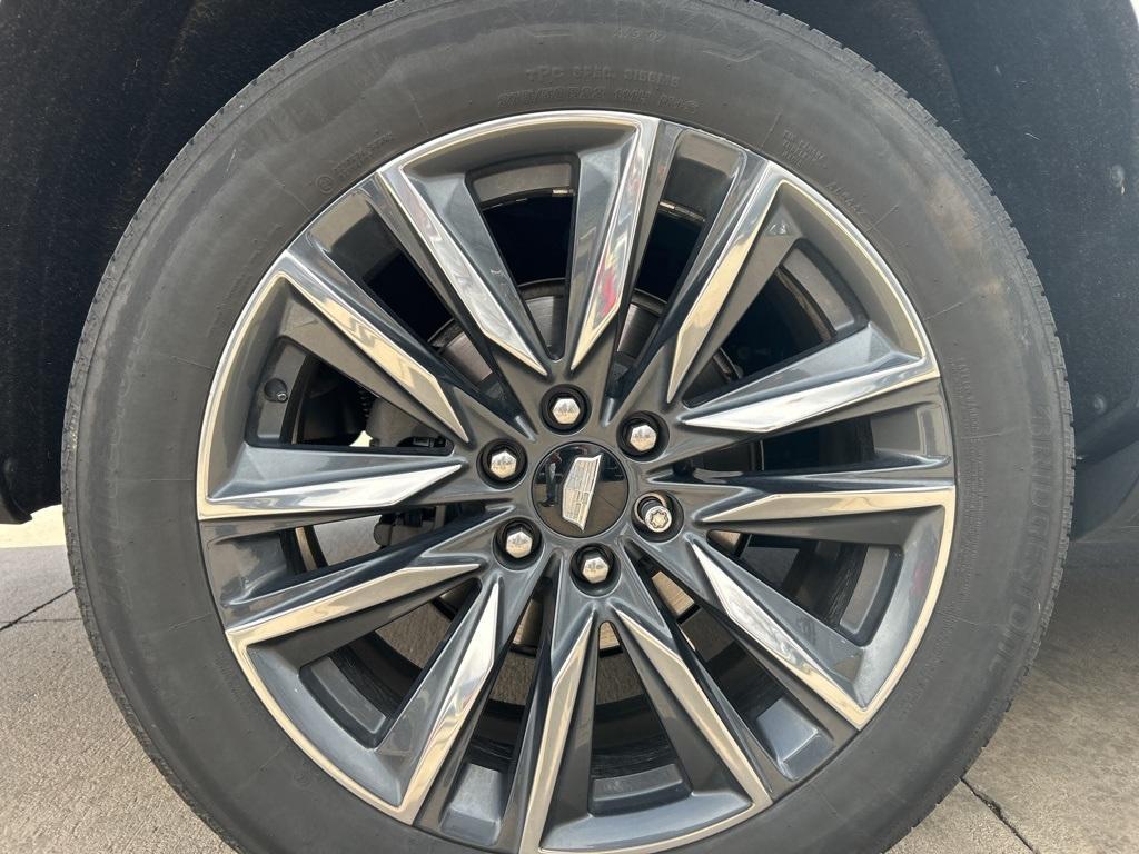 used 2022 Cadillac Escalade ESV car, priced at $69,000