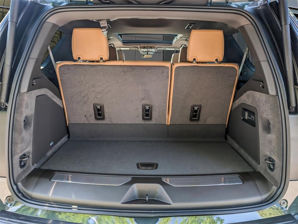 new 2025 Cadillac Escalade car, priced at $103,819