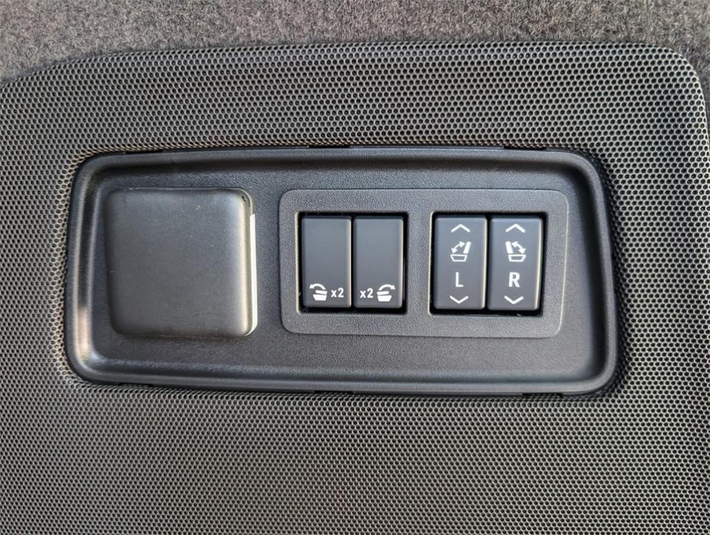 new 2025 Cadillac Escalade car, priced at $103,819