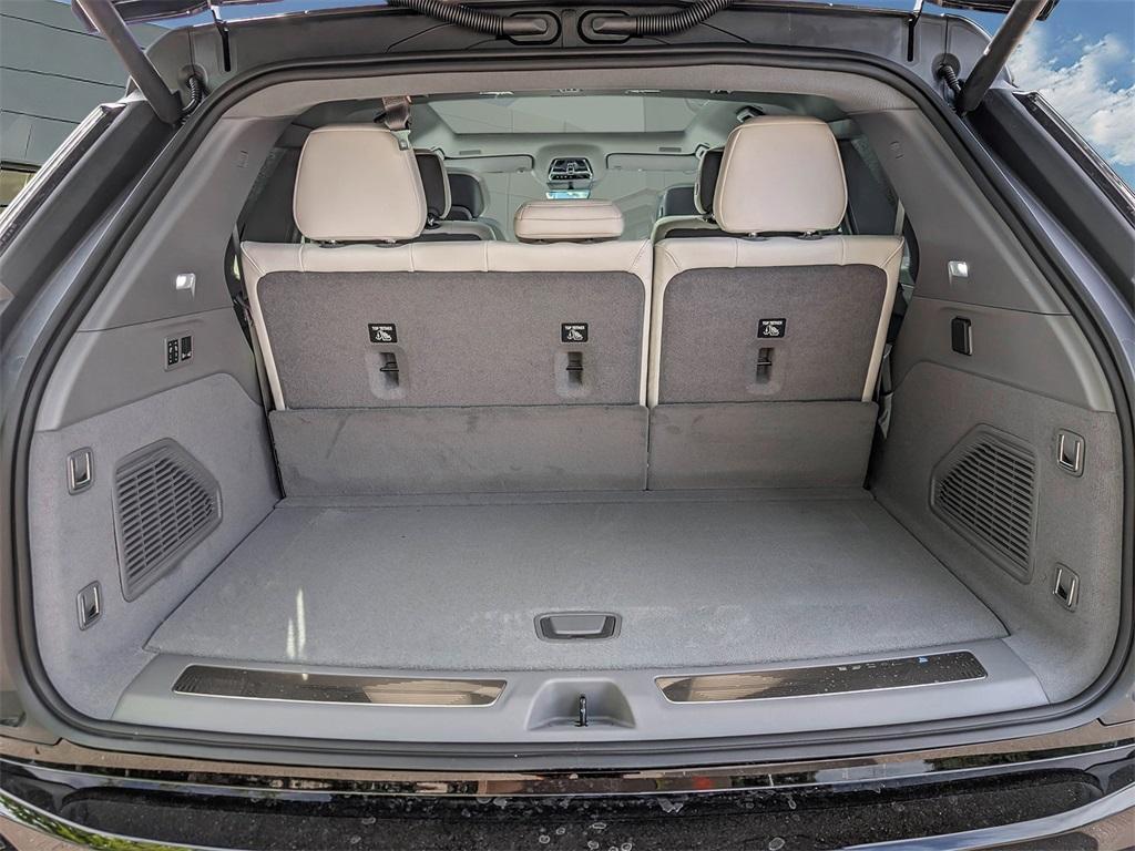 new 2025 Cadillac Escalade IQ car, priced at $131,289