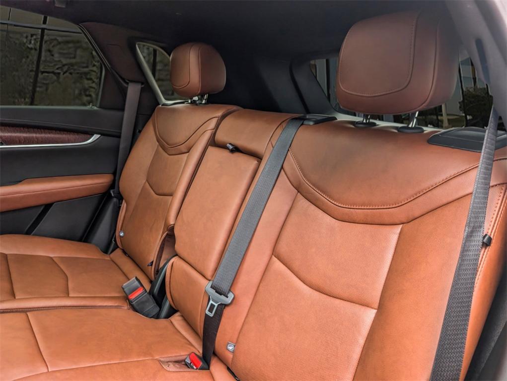 new 2025 Cadillac XT5 car, priced at $55,359