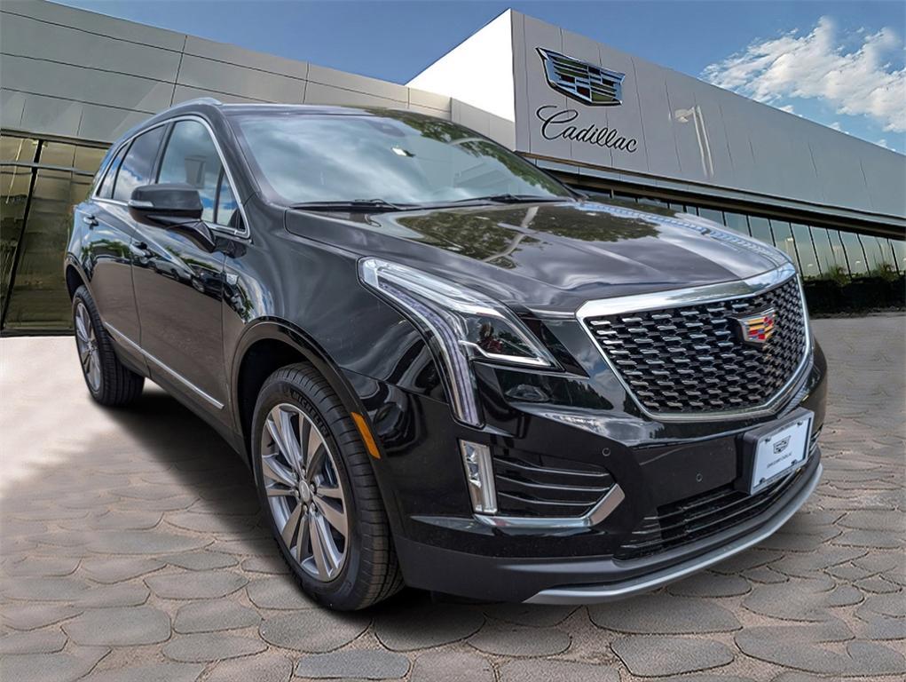 new 2025 Cadillac XT5 car, priced at $55,359