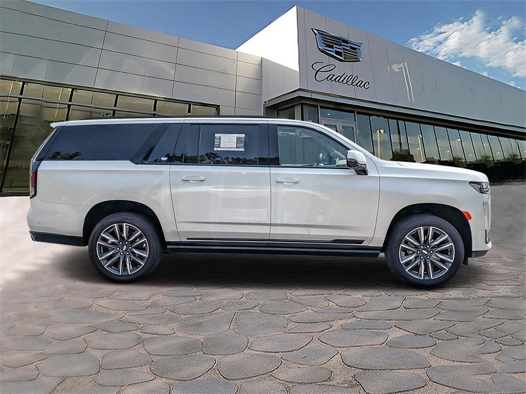 used 2022 Cadillac Escalade ESV car, priced at $62,500