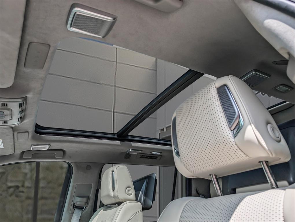 used 2022 Cadillac Escalade ESV car, priced at $62,500