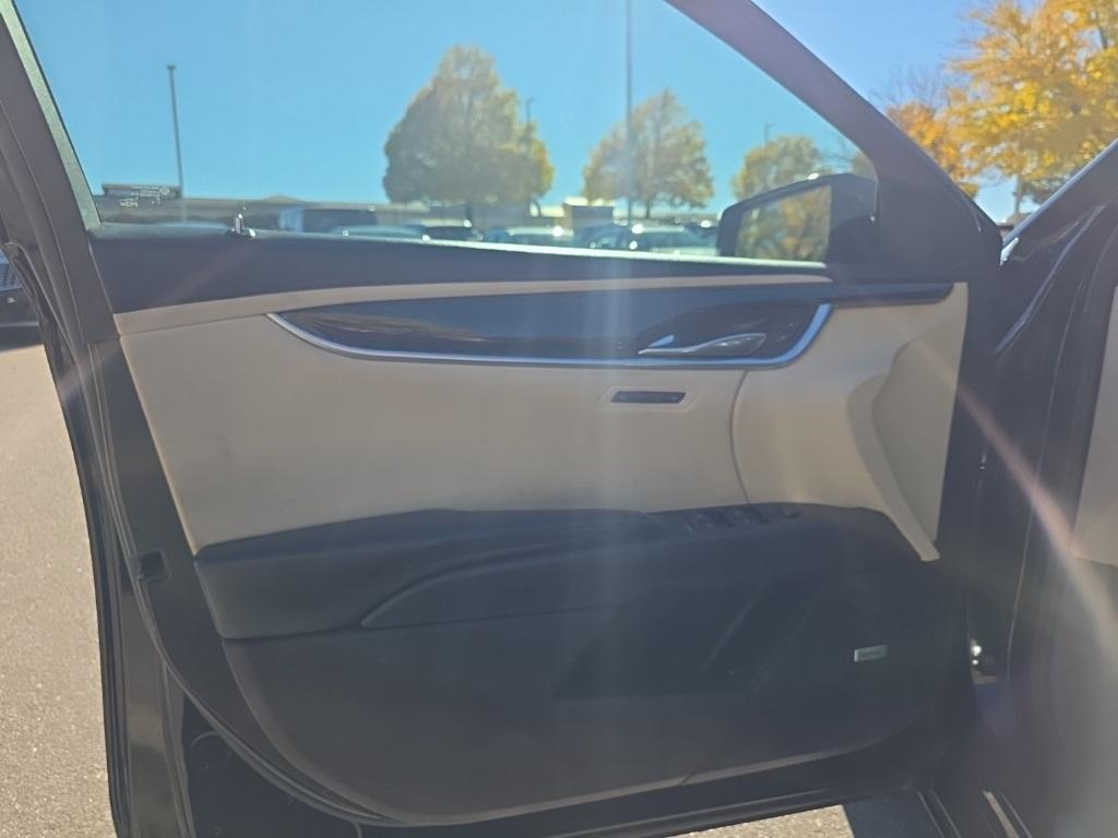 used 2013 Cadillac XTS car, priced at $13,000