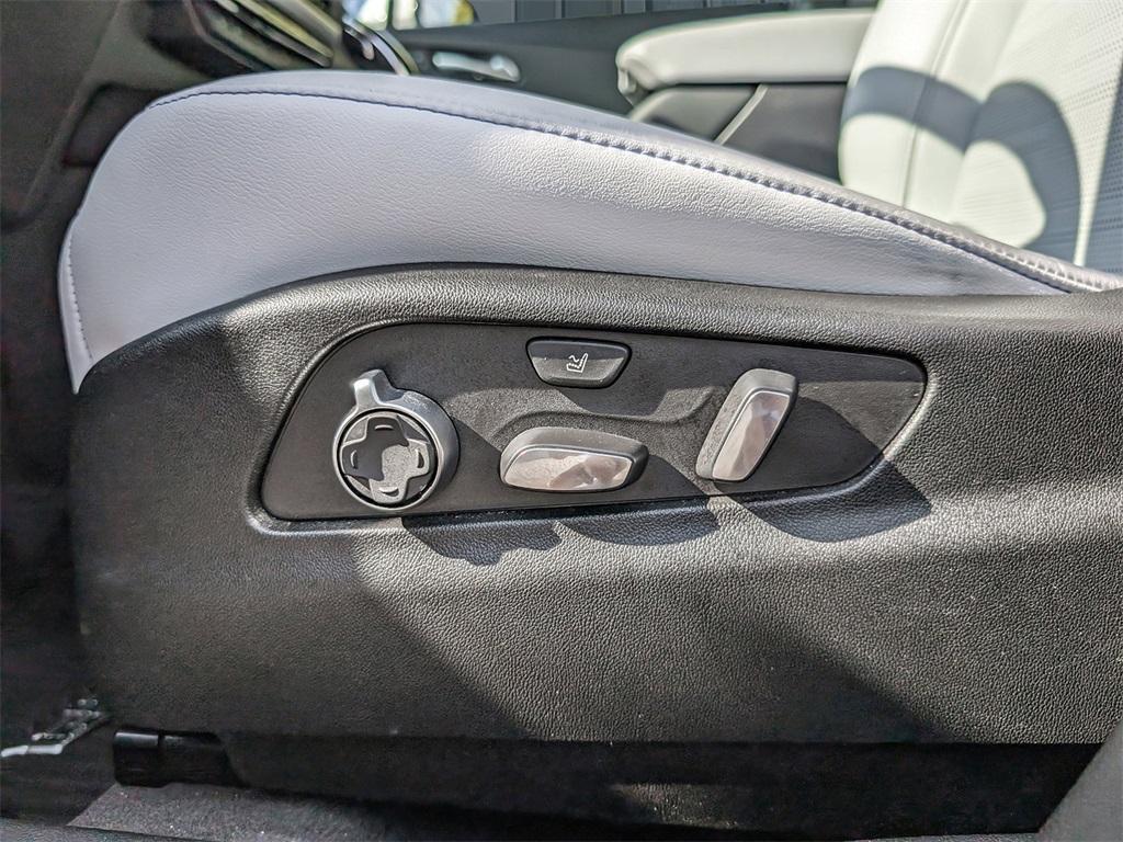 used 2024 Cadillac XT4 car, priced at $48,500