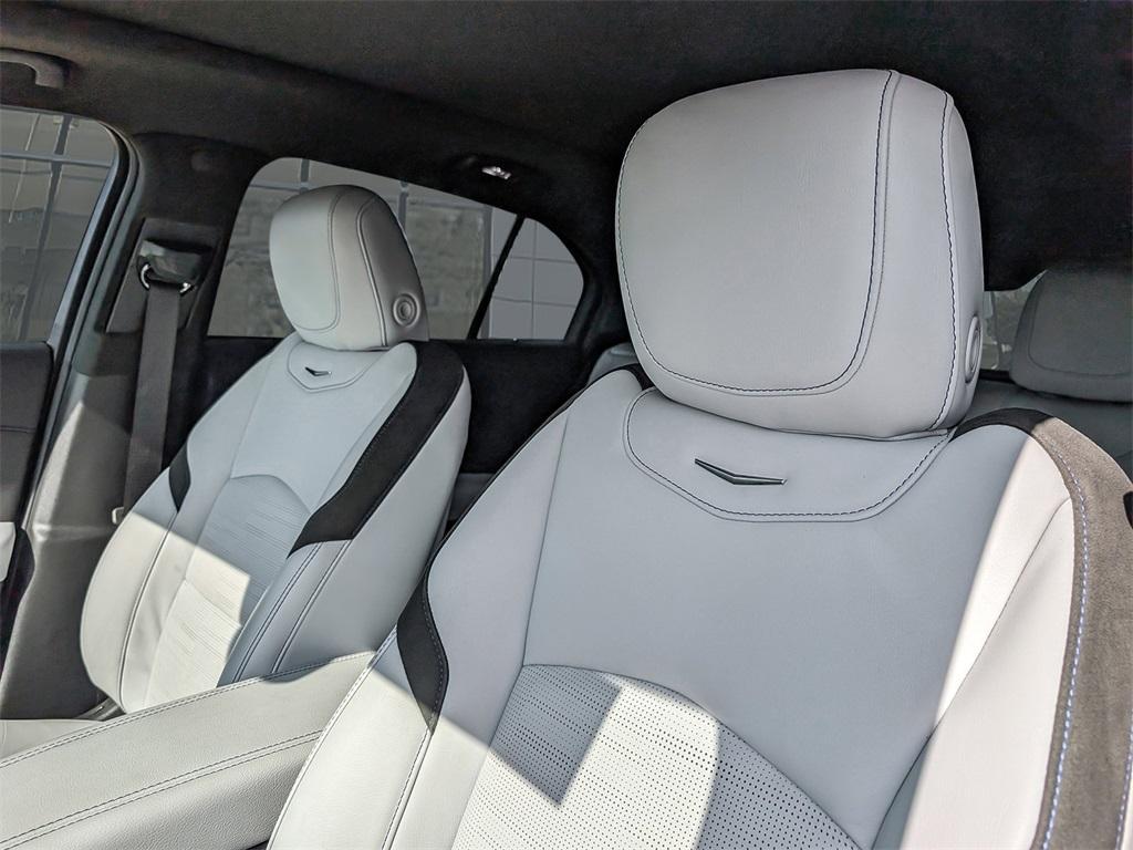 used 2024 Cadillac XT4 car, priced at $48,500