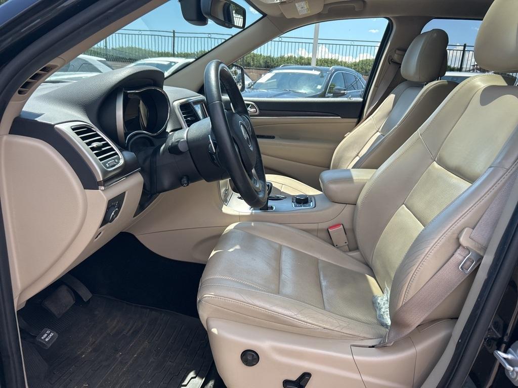 used 2015 Jeep Grand Cherokee car, priced at $19,000