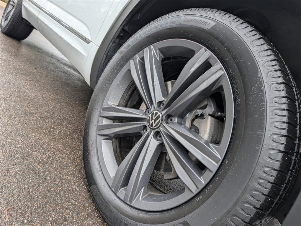 used 2020 Volkswagen Atlas Cross Sport car, priced at $21,500