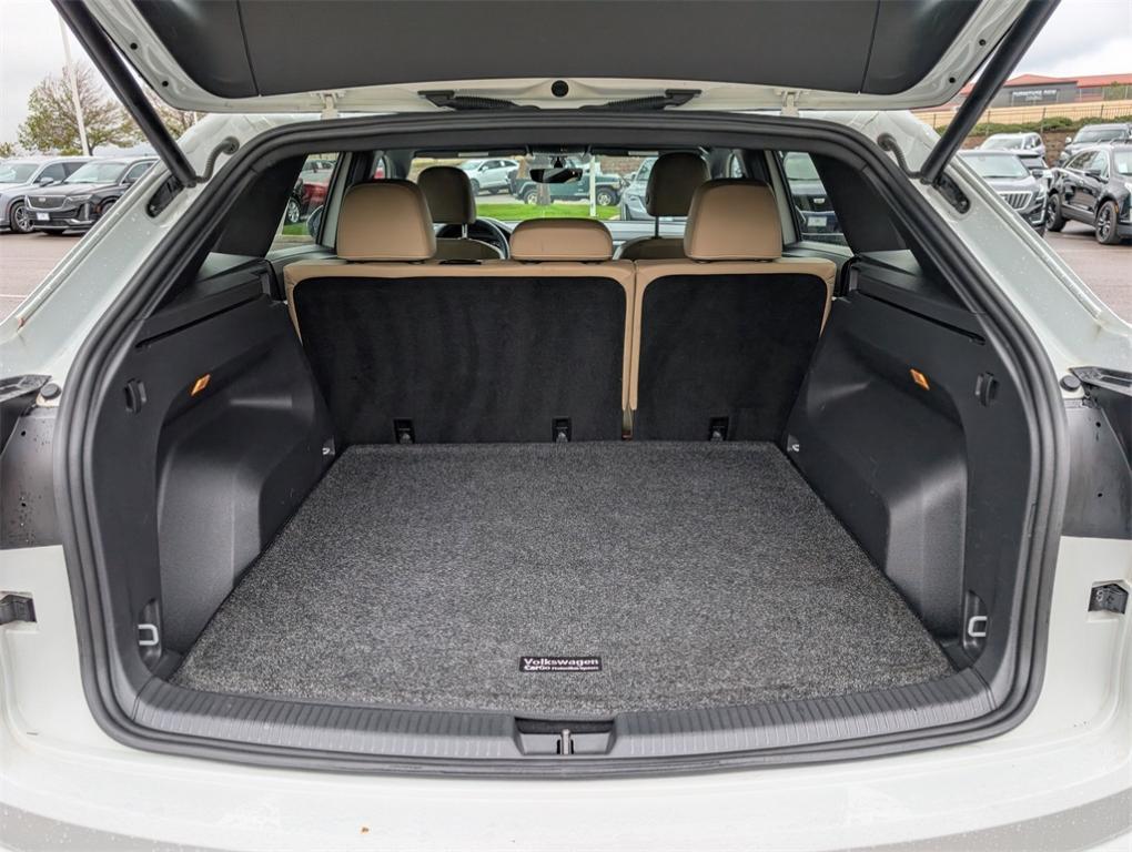 used 2020 Volkswagen Atlas Cross Sport car, priced at $21,500