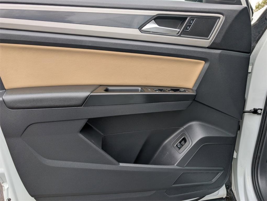 used 2020 Volkswagen Atlas Cross Sport car, priced at $21,500