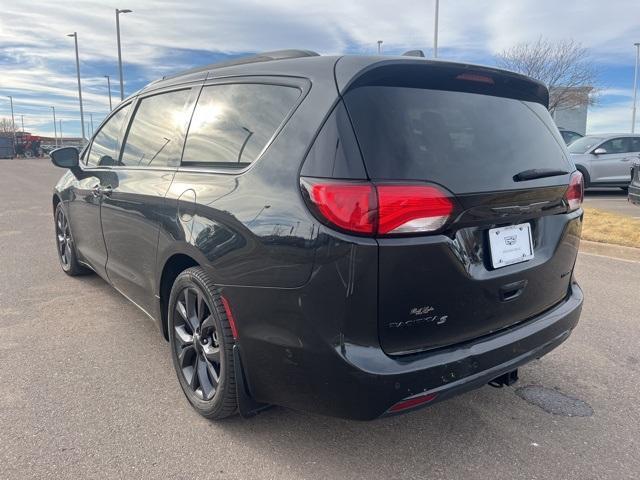 used 2018 Chrysler Pacifica car, priced at $23,000