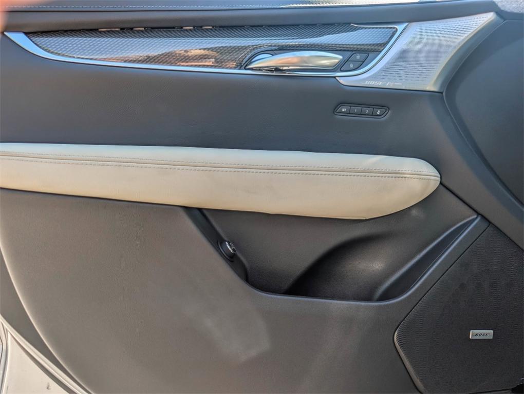 new 2025 Cadillac XT5 car, priced at $63,659