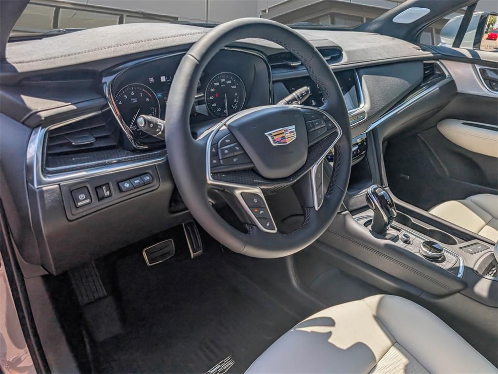 new 2025 Cadillac XT5 car, priced at $63,659
