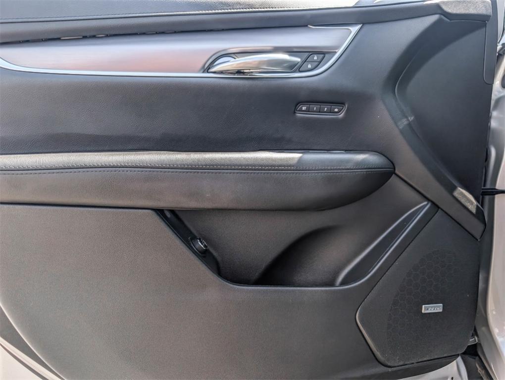used 2018 Cadillac XT5 car, priced at $22,000