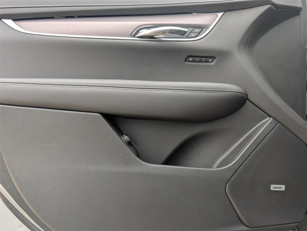 new 2025 Cadillac XT6 car, priced at $51,389