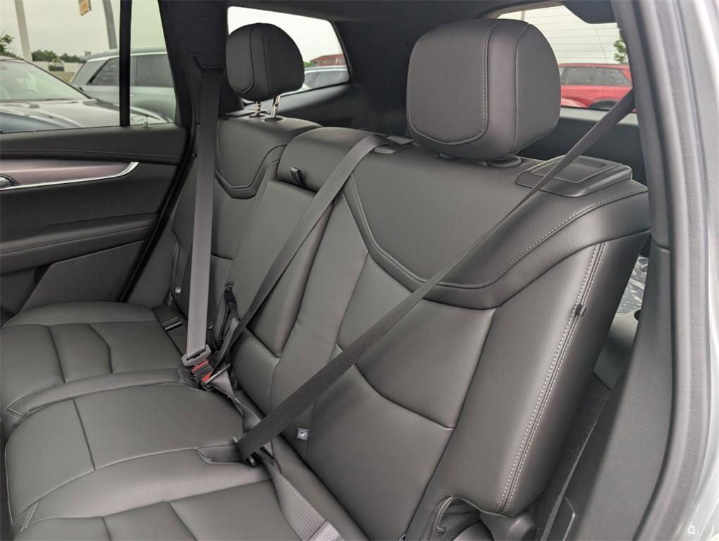 new 2025 Cadillac XT6 car, priced at $51,389
