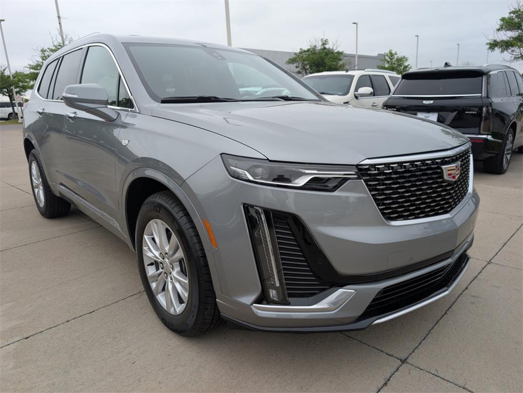 new 2025 Cadillac XT6 car, priced at $51,389