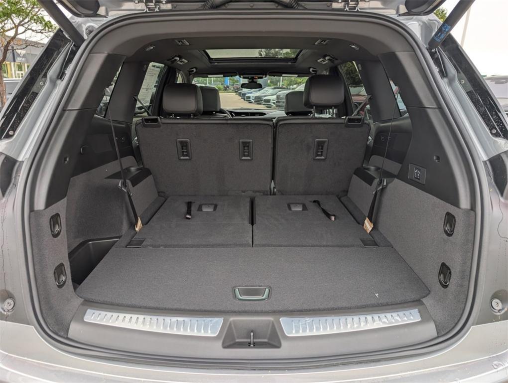 new 2025 Cadillac XT6 car, priced at $51,389