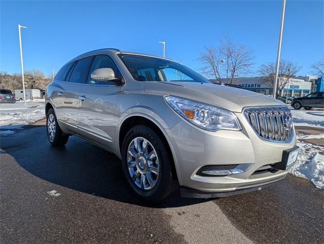 used 2014 Buick Enclave car, priced at $14,000