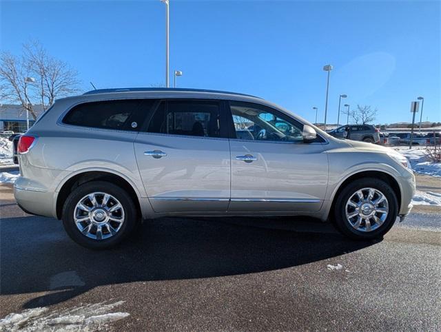 used 2014 Buick Enclave car, priced at $14,000