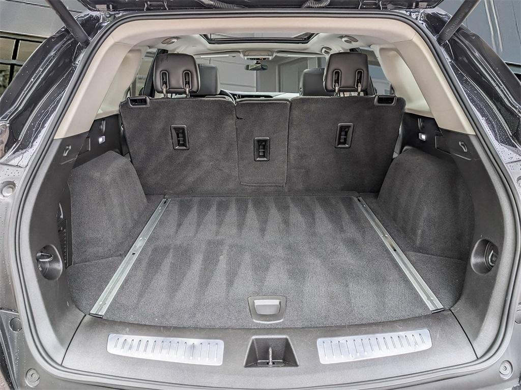 used 2018 Cadillac XT5 car, priced at $21,000