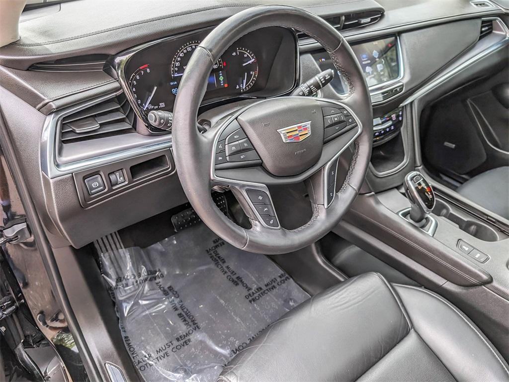 used 2018 Cadillac XT5 car, priced at $21,000