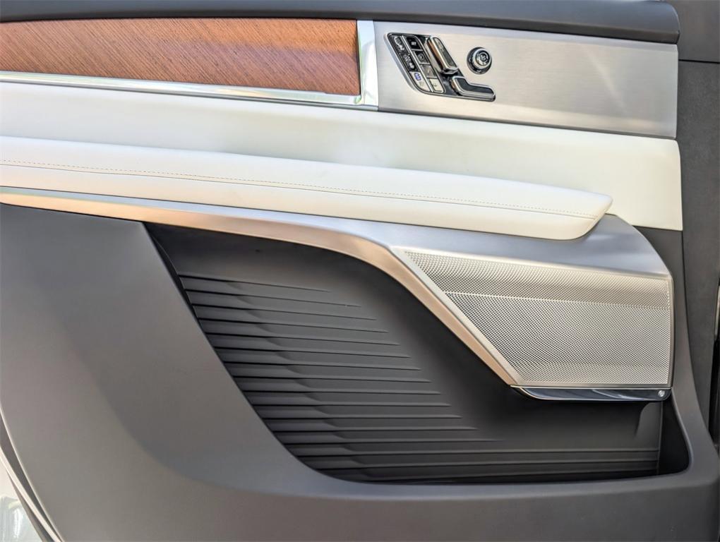 new 2026 Cadillac VISTIQ car, priced at $81,089