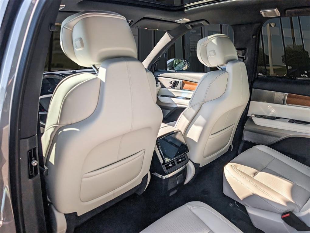 new 2026 Cadillac VISTIQ car, priced at $81,089