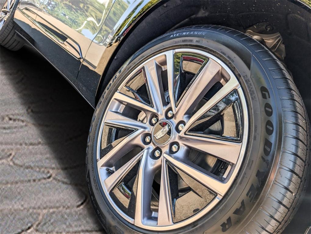 new 2026 Cadillac VISTIQ car, priced at $81,089