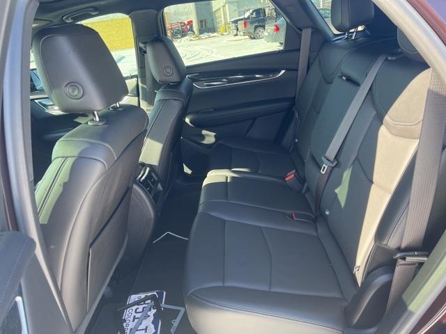 used 2021 Cadillac XT5 car, priced at $33,000