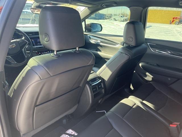 used 2021 Cadillac XT5 car, priced at $33,000