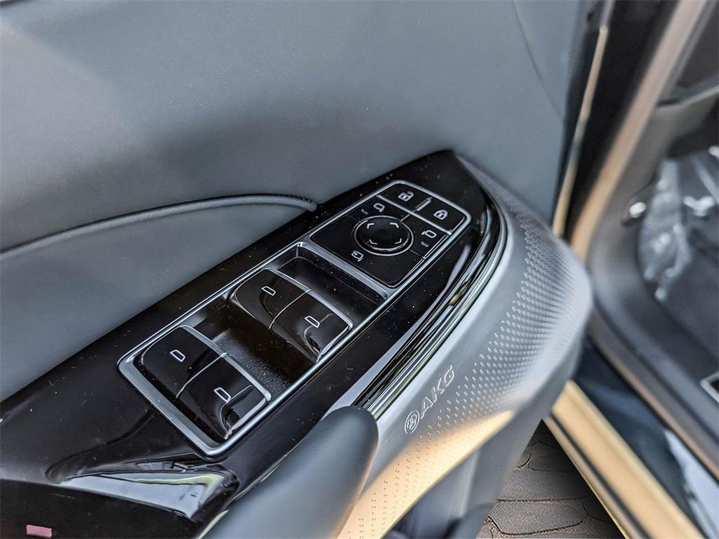 new 2025 Cadillac LYRIQ car, priced at $77,004