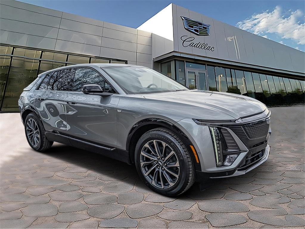 new 2025 Cadillac LYRIQ car, priced at $69,689
