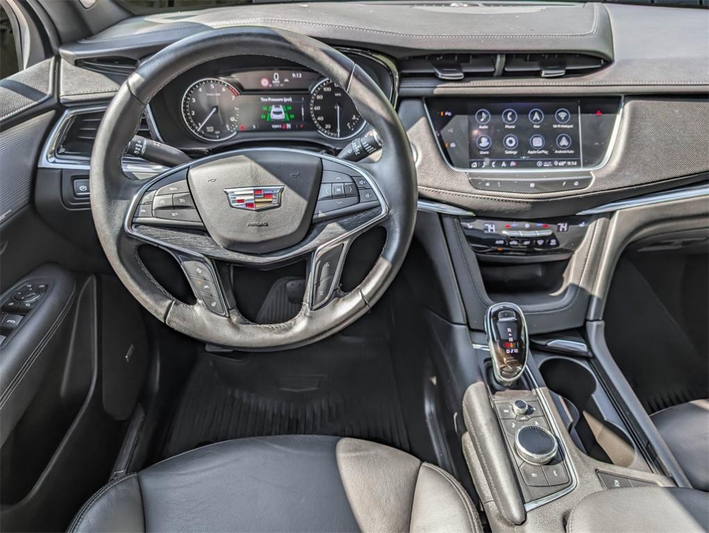 used 2020 Cadillac XT5 car, priced at $21,500