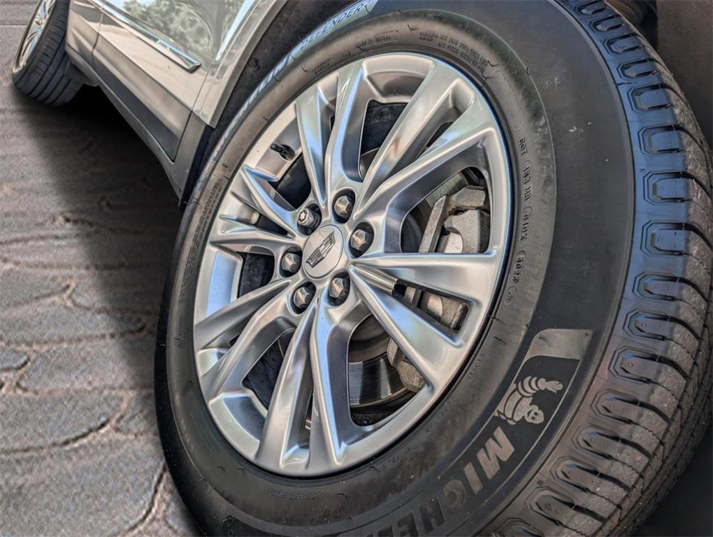 used 2020 Cadillac XT5 car, priced at $21,500