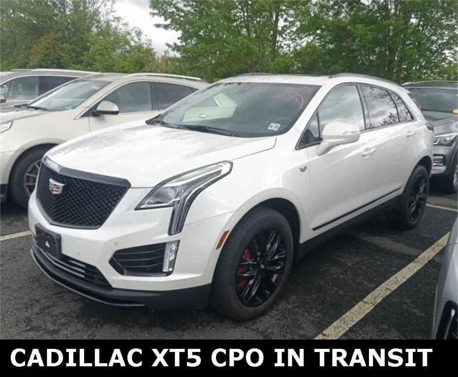 used 2022 Cadillac XT5 car, priced at $45,500