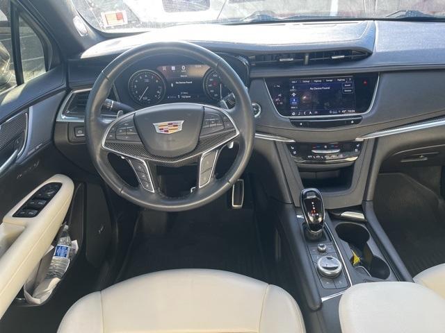 used 2023 Cadillac XT5 car, priced at $40,000