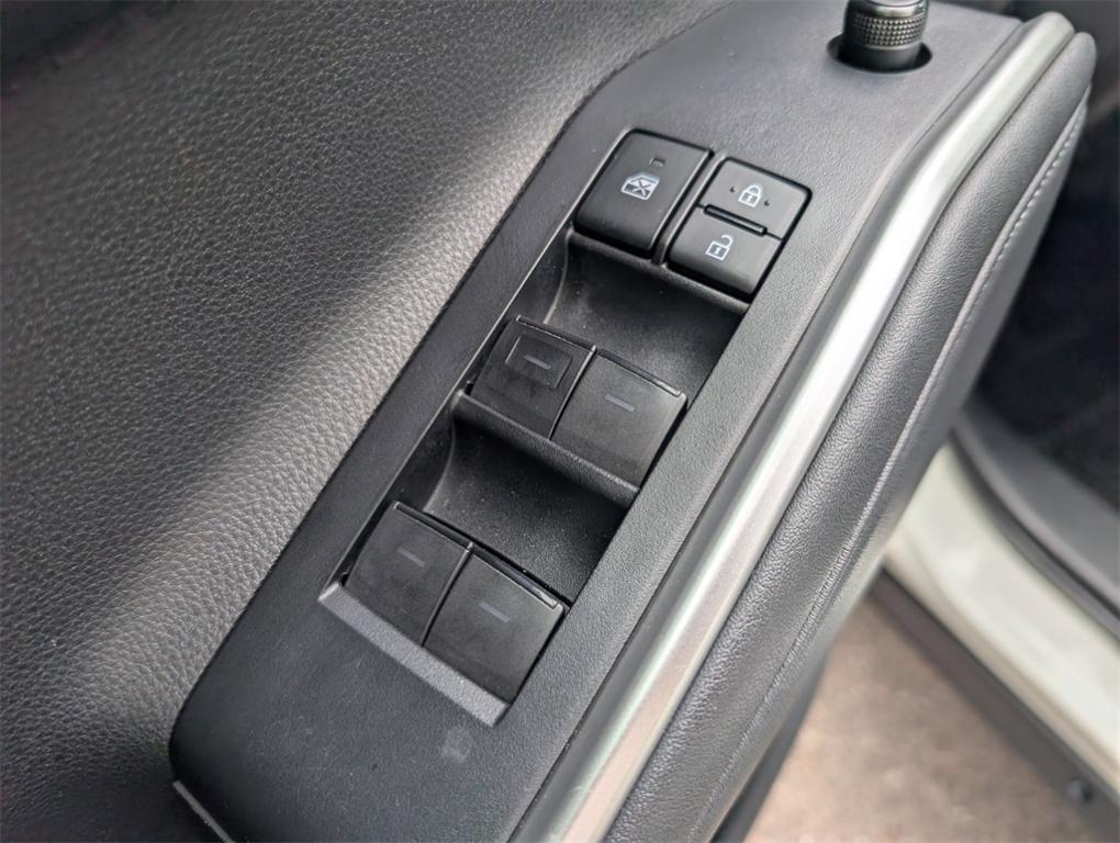 used 2020 Toyota Highlander car, priced at $29,500