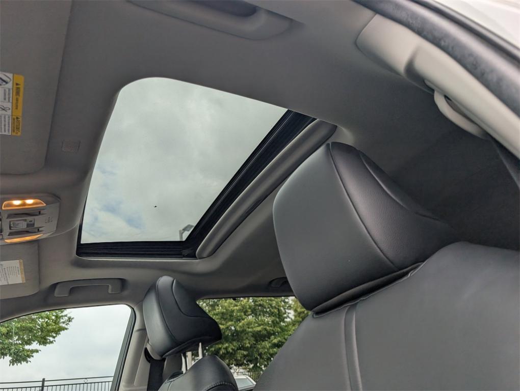 used 2020 Toyota Highlander car, priced at $29,500