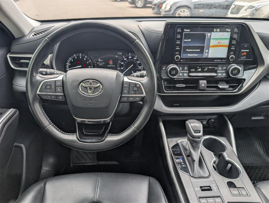 used 2020 Toyota Highlander car, priced at $29,500