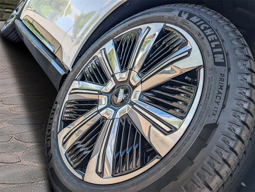 new 2025 Cadillac Escalade IQ car, priced at $130,789
