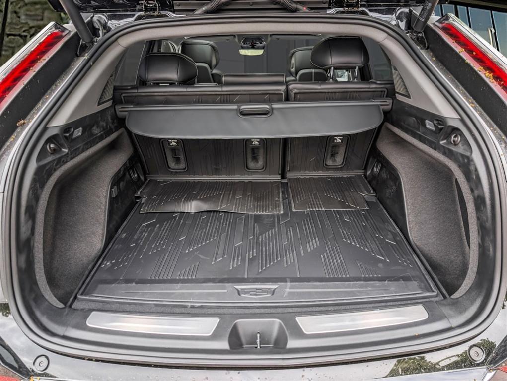 new 2025 Cadillac OPTIQ car, priced at $60,444