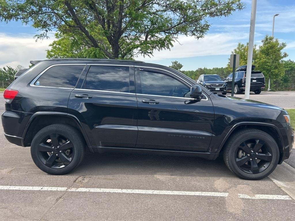 used 2015 Jeep Grand Cherokee car, priced at $16,000
