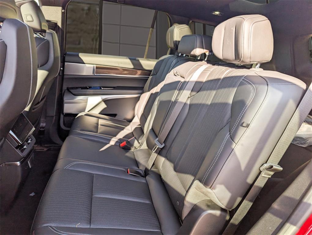 new 2026 Cadillac VISTIQ car, priced at $81,014