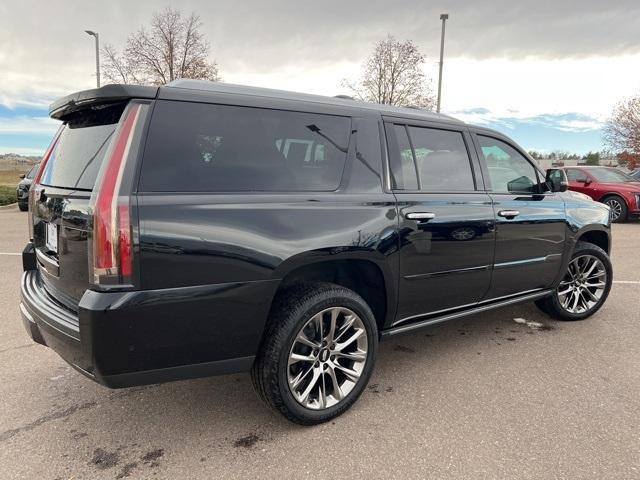 used 2020 Cadillac Escalade ESV car, priced at $43,500