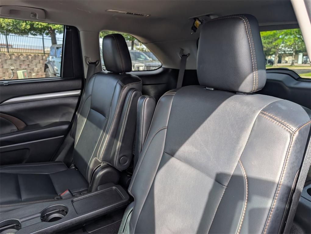 used 2019 Toyota Highlander car, priced at $27,000
