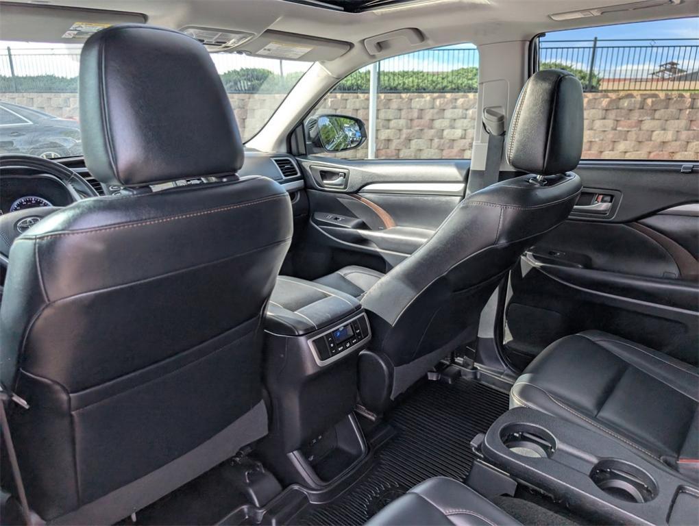 used 2019 Toyota Highlander car, priced at $27,000