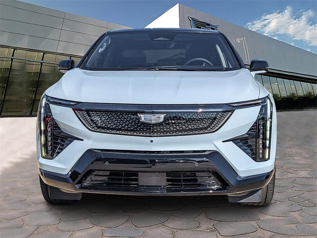 new 2025 Cadillac OPTIQ car, priced at $61,294