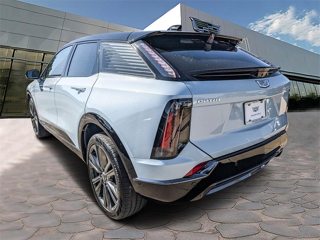 new 2025 Cadillac OPTIQ car, priced at $61,294